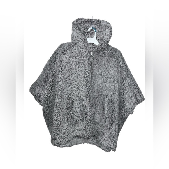 C&C California Sherpa gray with zipper poncho/cardigan S - Picture 3 of 10